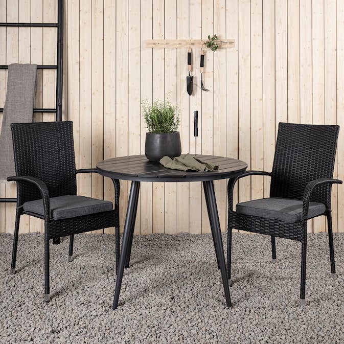 Matgrupp Utomhus Venture Home Break Ø90 med 2 Anna KarmTrädgårdsstolar