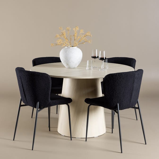 Matgrupp Venture Home Lanzo Ø120 med 4 st Modesto Stolar