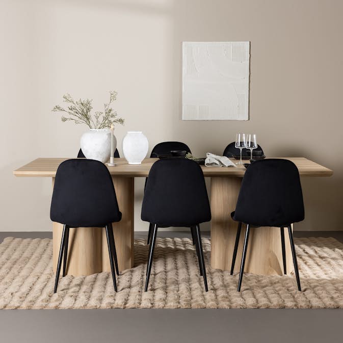 Matgrupp Venture Home Olivia 210 med 6 st Polar Stolar Sammet