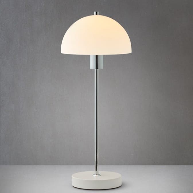 Bordslampa Herstal Vienda H475