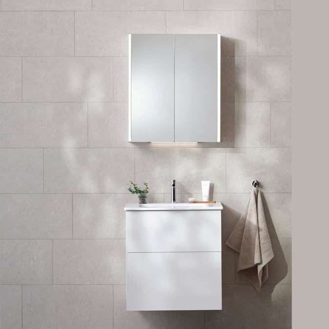 Möbelpaket Miller Badrum New York med Bloc Tvättställ och Spegelskåp