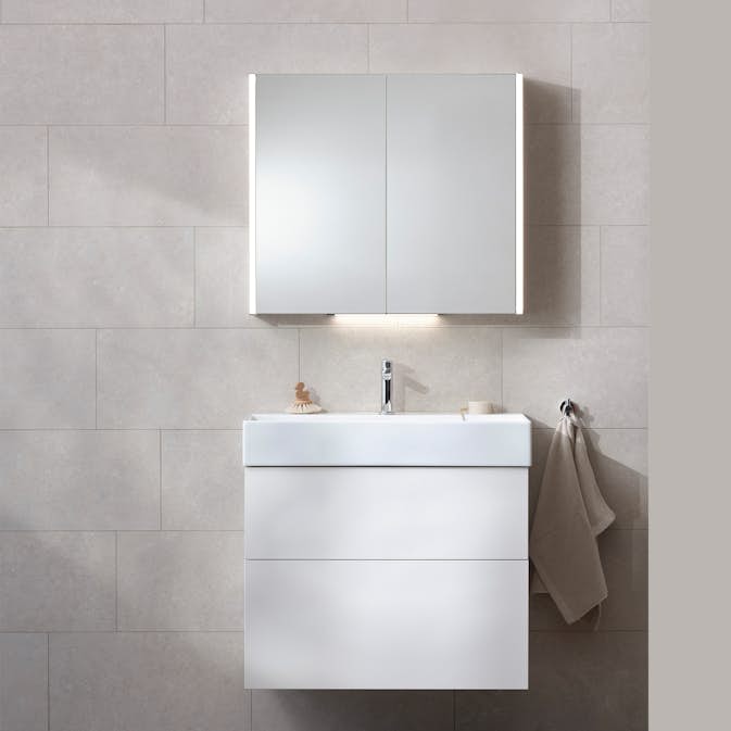 Möbelpaket Miller Badrum New York med Bloc Tvättställ och Spegel