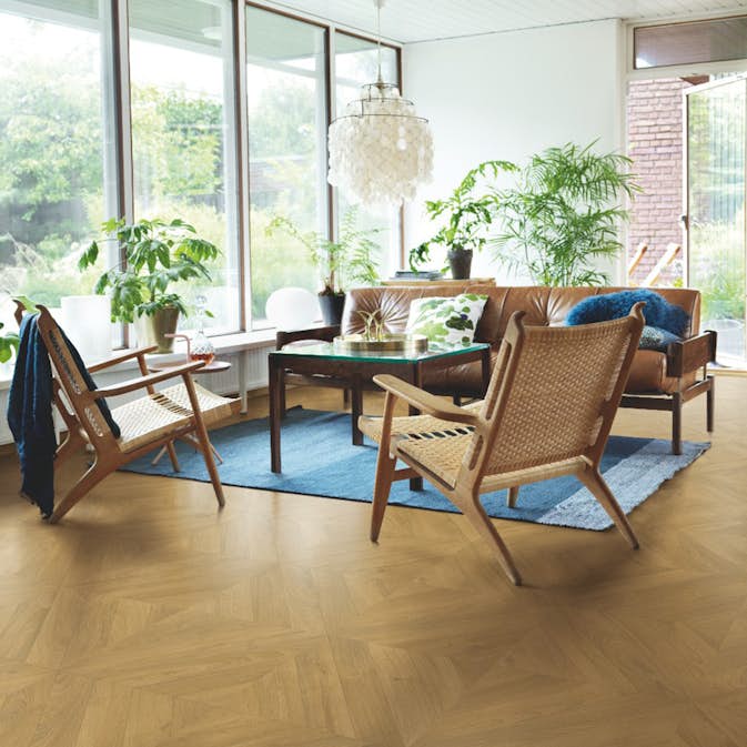 Laminatgolv Pergo Vasa Natural Chevron Oak