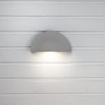 LED-Armatur Hide-a-lite Arc med Uttag