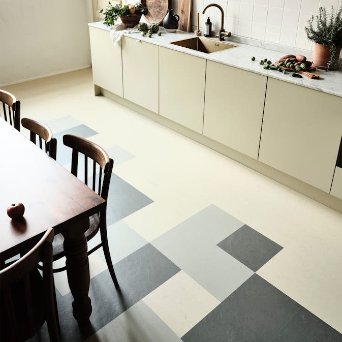 Linoleumgolv Forbo Marmoleum Click Nebula 30x30cm Grå med Klicksystem