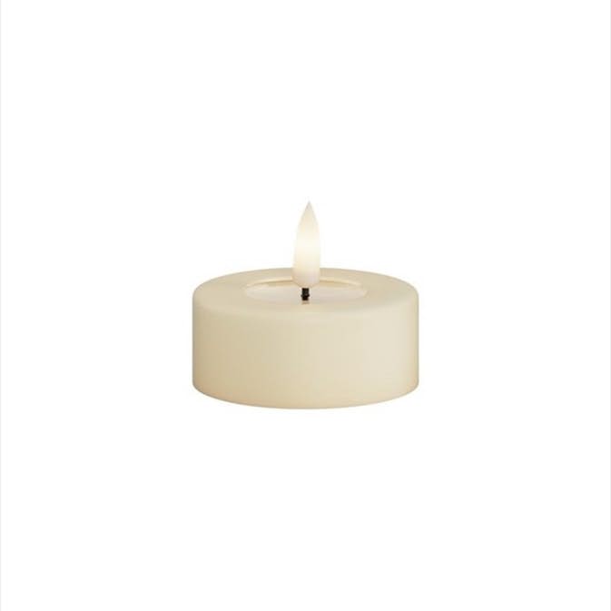 LED-Värmeljus DeluxeHomeart 6x4,5 cm 2-pack