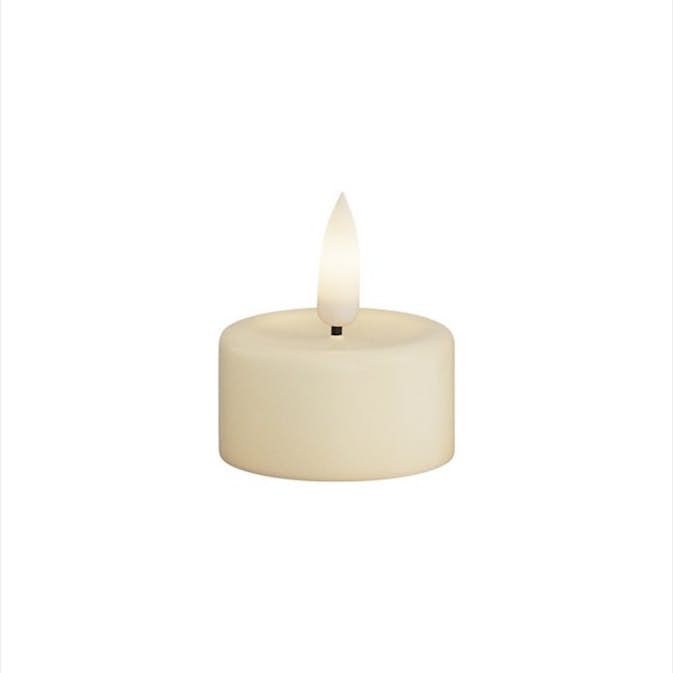 LED-Värmeljus DeluxeHomeart 4x4,5 cm 2-pack