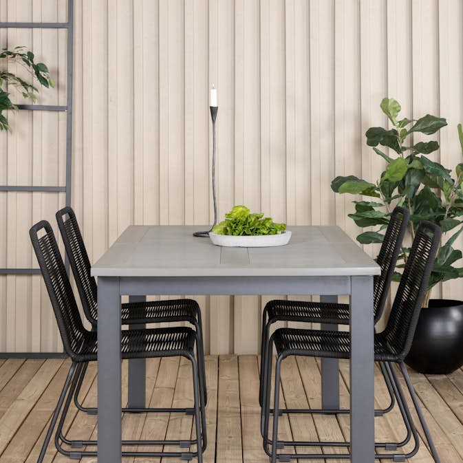 Matgrupp Venture Design Aleyna 152 med 4 Leon Stapelbara Matstolar