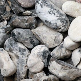 Dekorsten Magrab Krossprodukter Svartvit Sjösten 32-64 mm, 1000 kg Säck