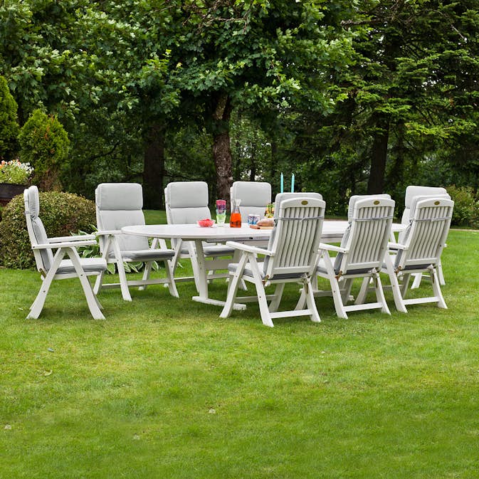 Matgrupp Ute Hillerstorp Amelia Vit med 8 Trädgårdsfåtöljer & Förlängningsbart Ovalt Bord Trä