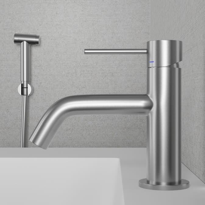Tvättställsblandare Scandtap Steel Voyage med Sidodusch