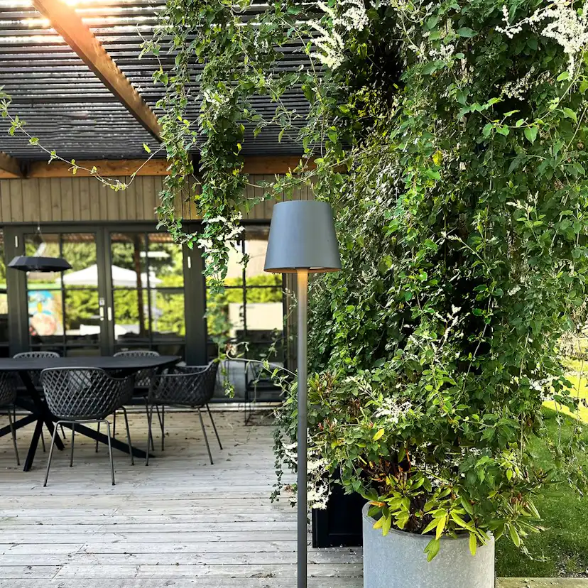 Golvlampa LightsOn Sofy, Mörkgrå