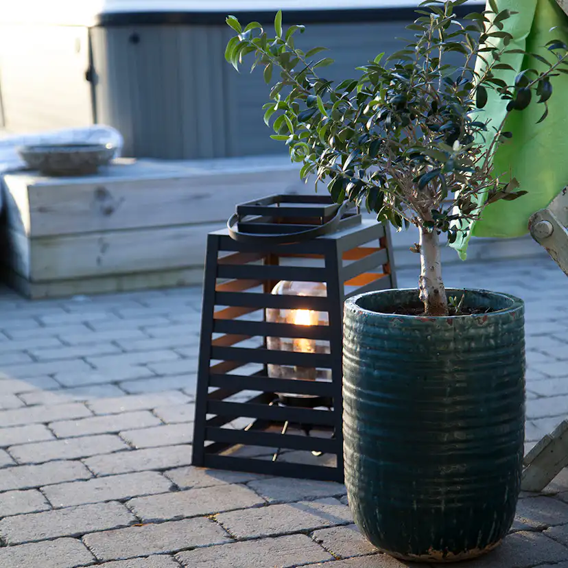 Yankton bord/golvlampa IP44 Sandsvart Sandsvart