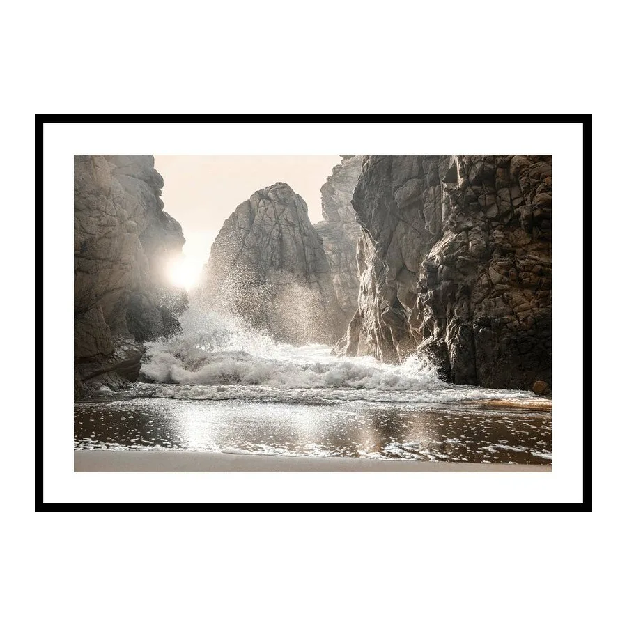 Poster Gallerix Waves Between Rocks