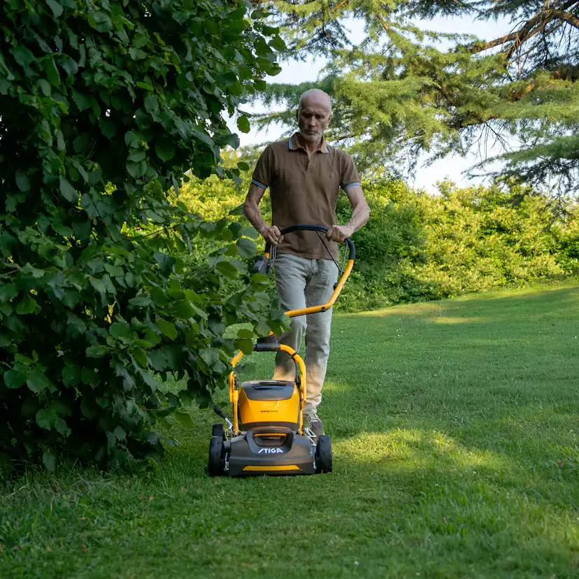 Gräsklippare Stiga Batteridriven 500-Serien Multiclip 547E S