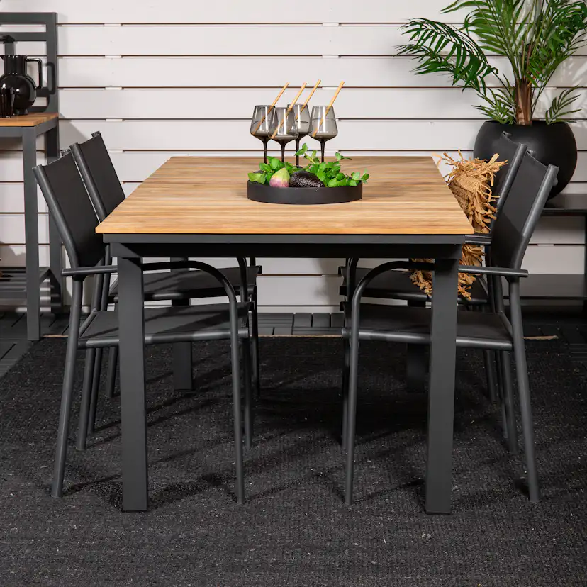 Matgrupp Venture Home Meya 160/240 med 4 Siri Matstolar