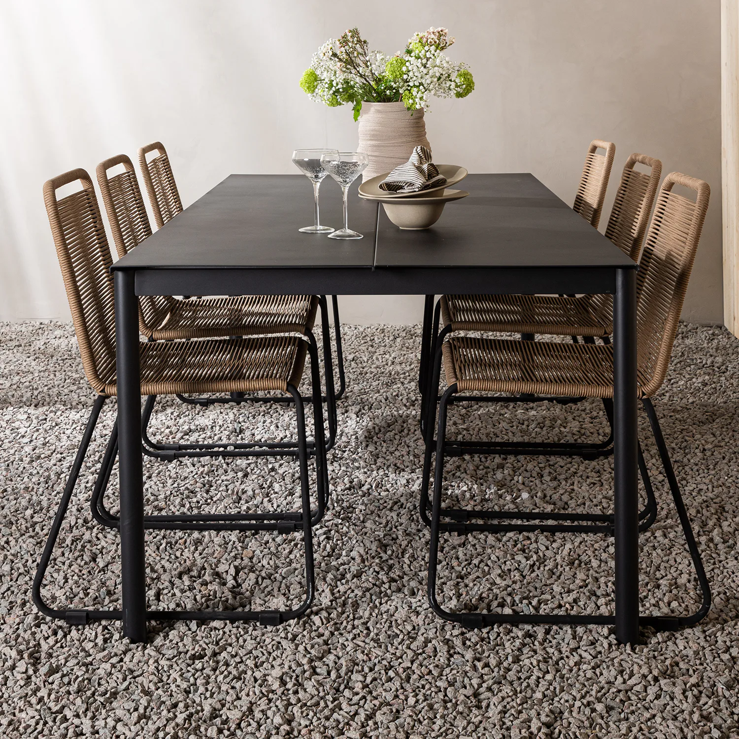 Matgrupp Utomhus Venture Home Modena 200x100 cm med 6 Lindos StapelTrädgårdsstolar