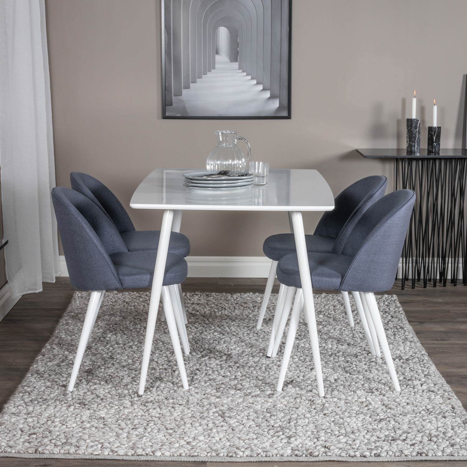 Matgrupp Venture Home Pobbie med 4 Valentina Stolar Polyestertyg