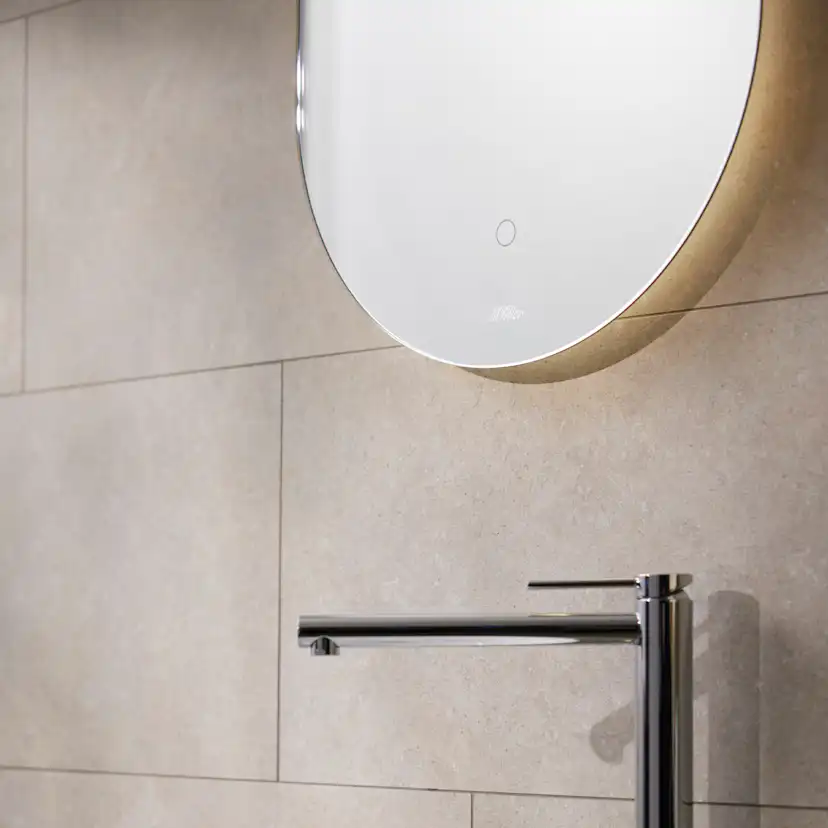 Badrumsspegel Miller Badrum Ambient Touch Oval