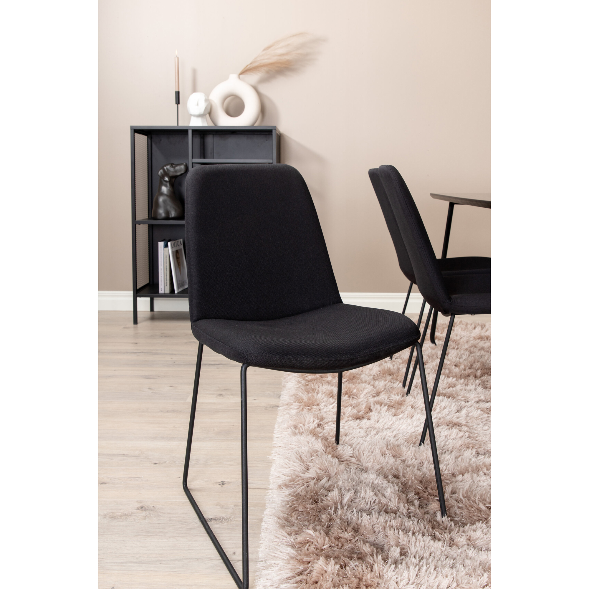 Matgrupp Venture Home Annika med 6 Muscot Stolar