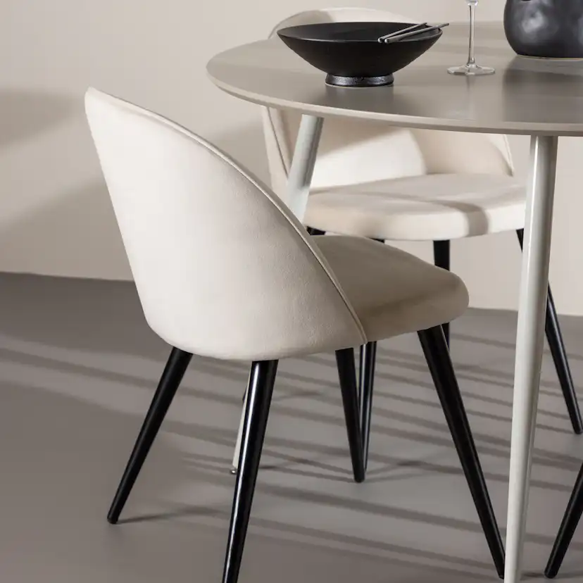 Matgrupp Venture Home Plaza Ø120 med 4 st Velvet Stolar