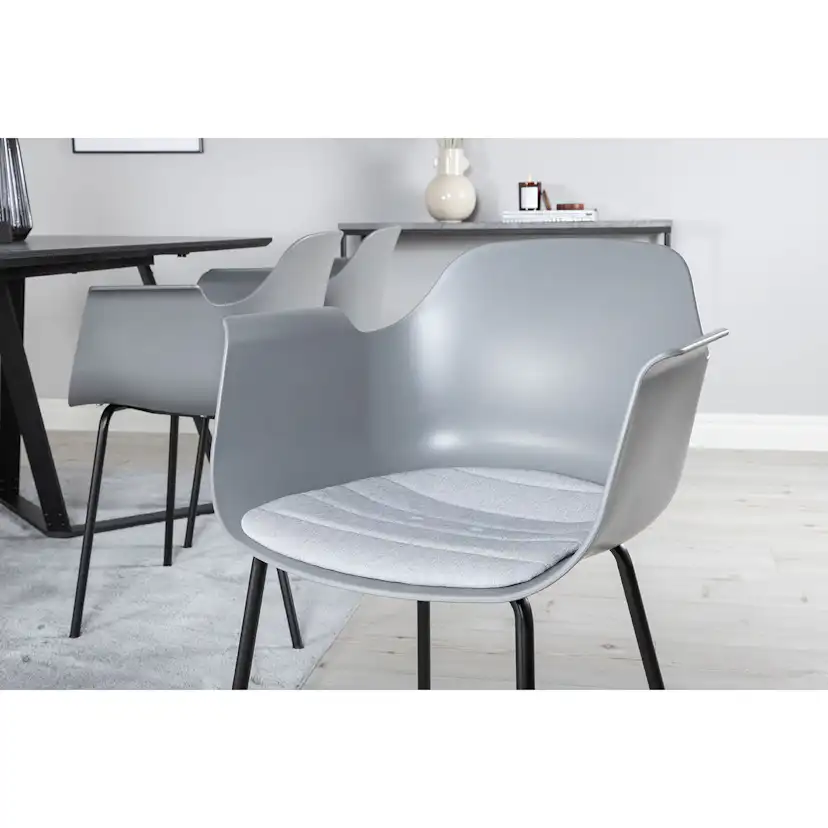 Marina Dining Table - Black top / Black Legs , Comfort Plast Grå
