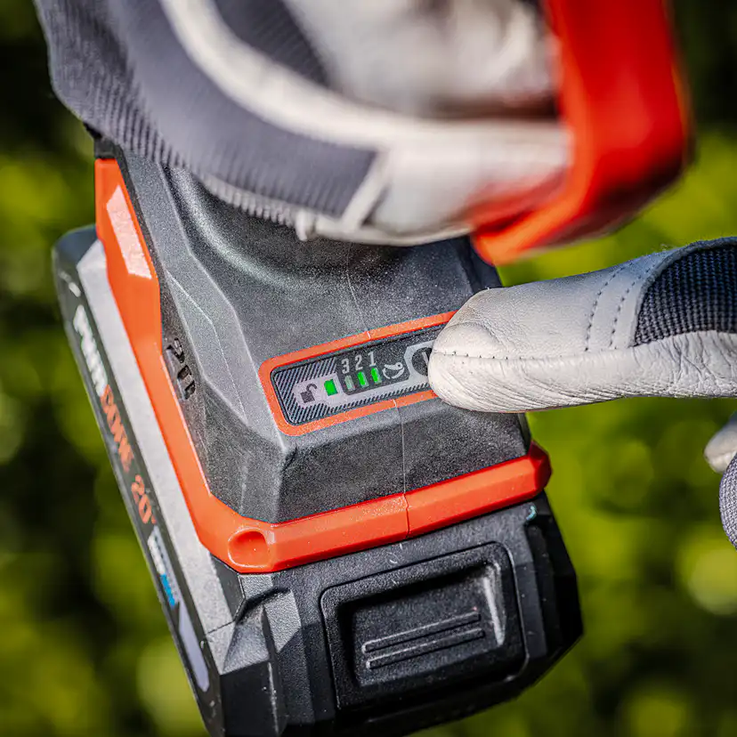 Grensax SKIL 0620 EA Kolborstfri Batteridriven