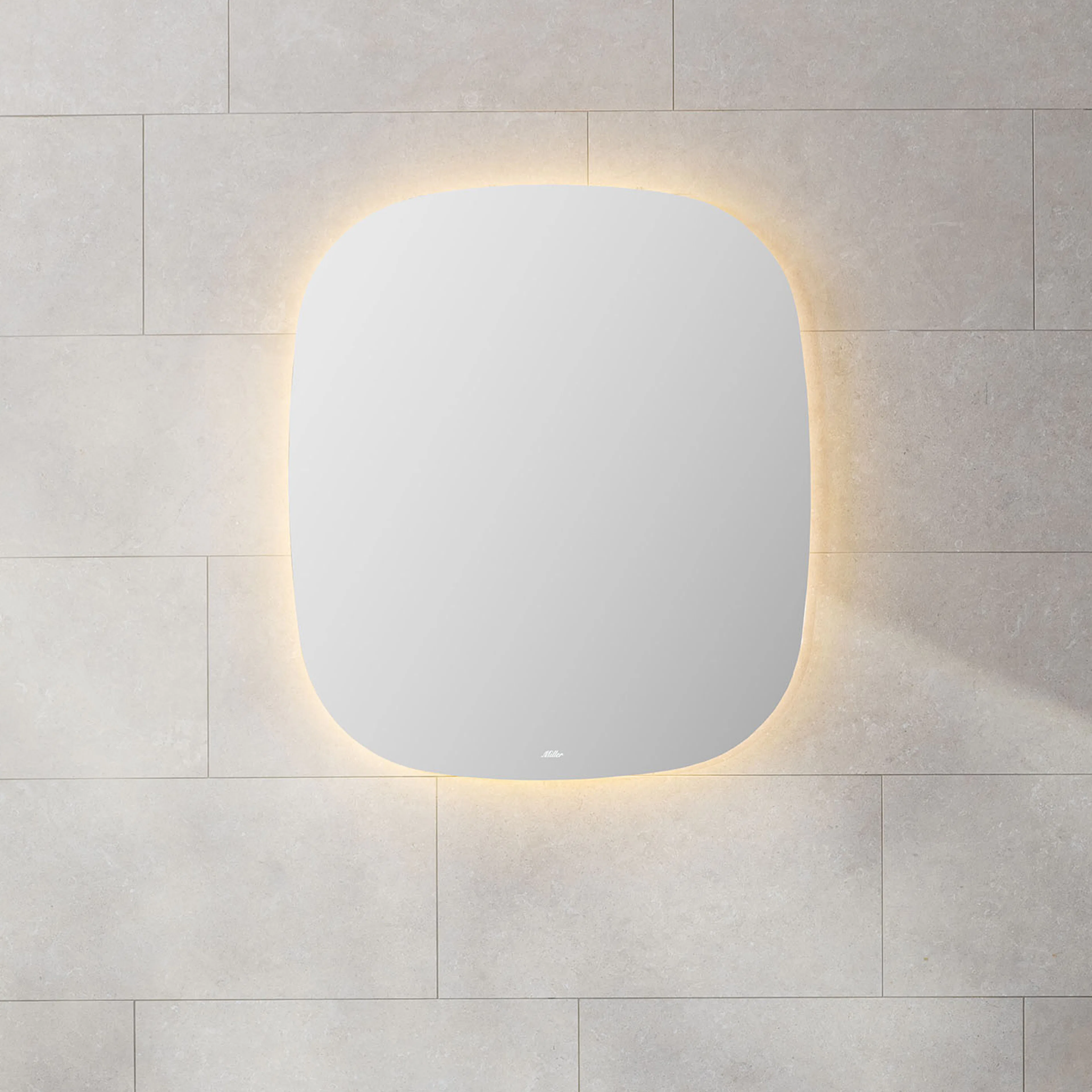 Spegel Ambient Oval DIM 70x80 cm Storlek: 70x80