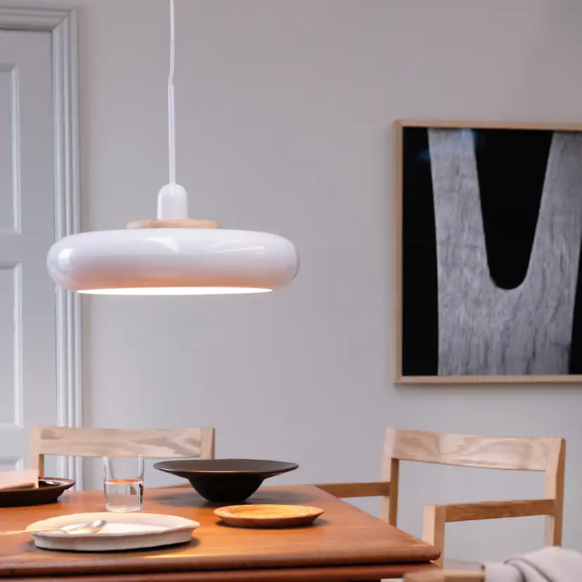 Taklampa Dyberg Larsen Planet Pendel