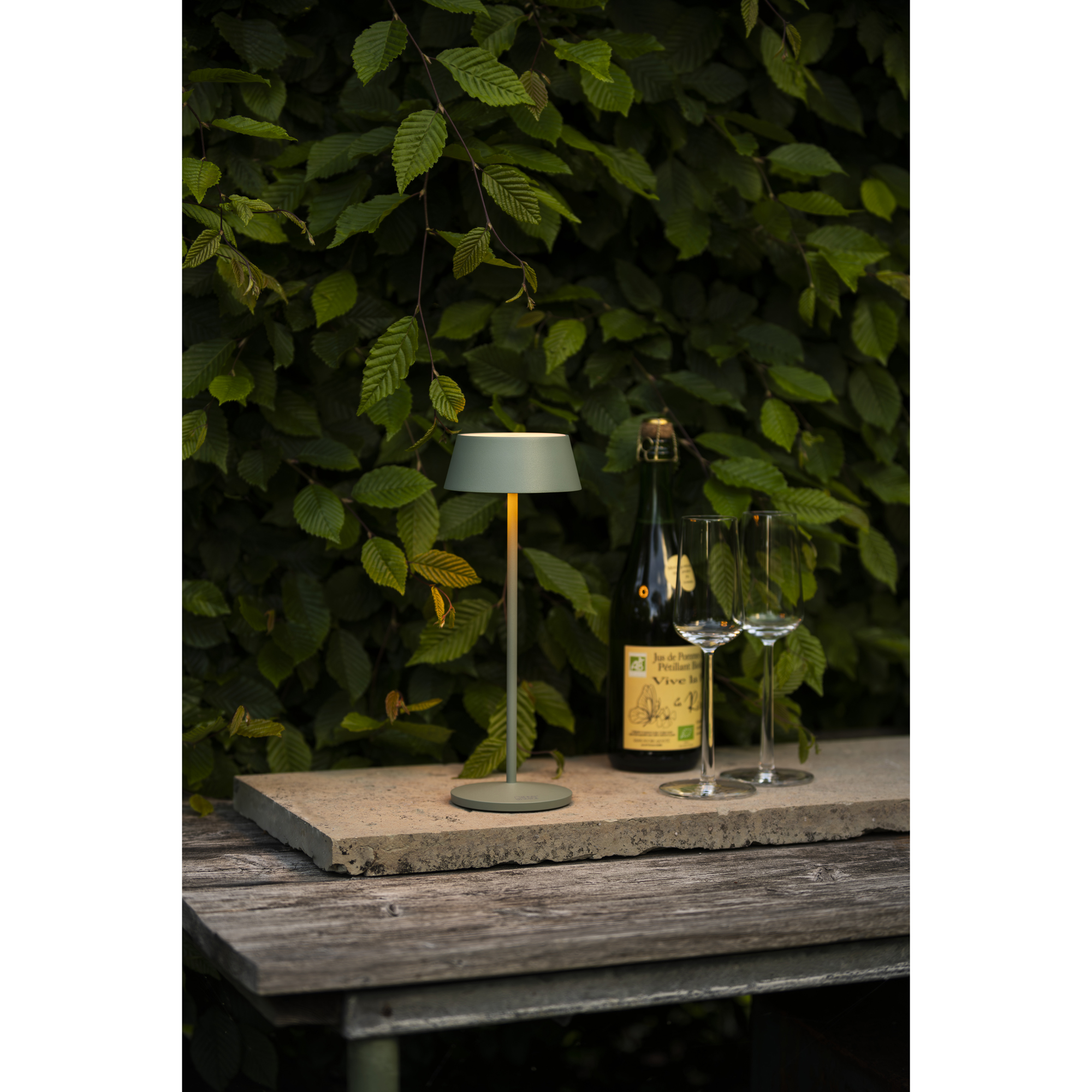 Bordslampa Gnosjö Konstsmide Menton USB Portabel