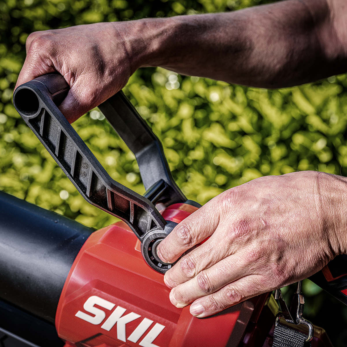 Lövblås/-Sug SKIL 0350 CA Kolborstfri Batteridriven