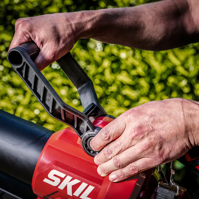 Lövblås/-Sug SKIL 0350 CA Kolborstfri Batteridriven
