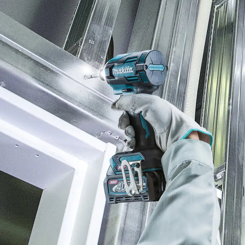 Slagskruvdragare Makita TD001GZ 40V XGT utan Batteri och Laddare