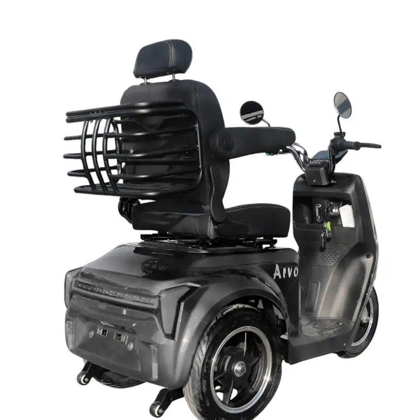 Promenadscooter Arvo P700