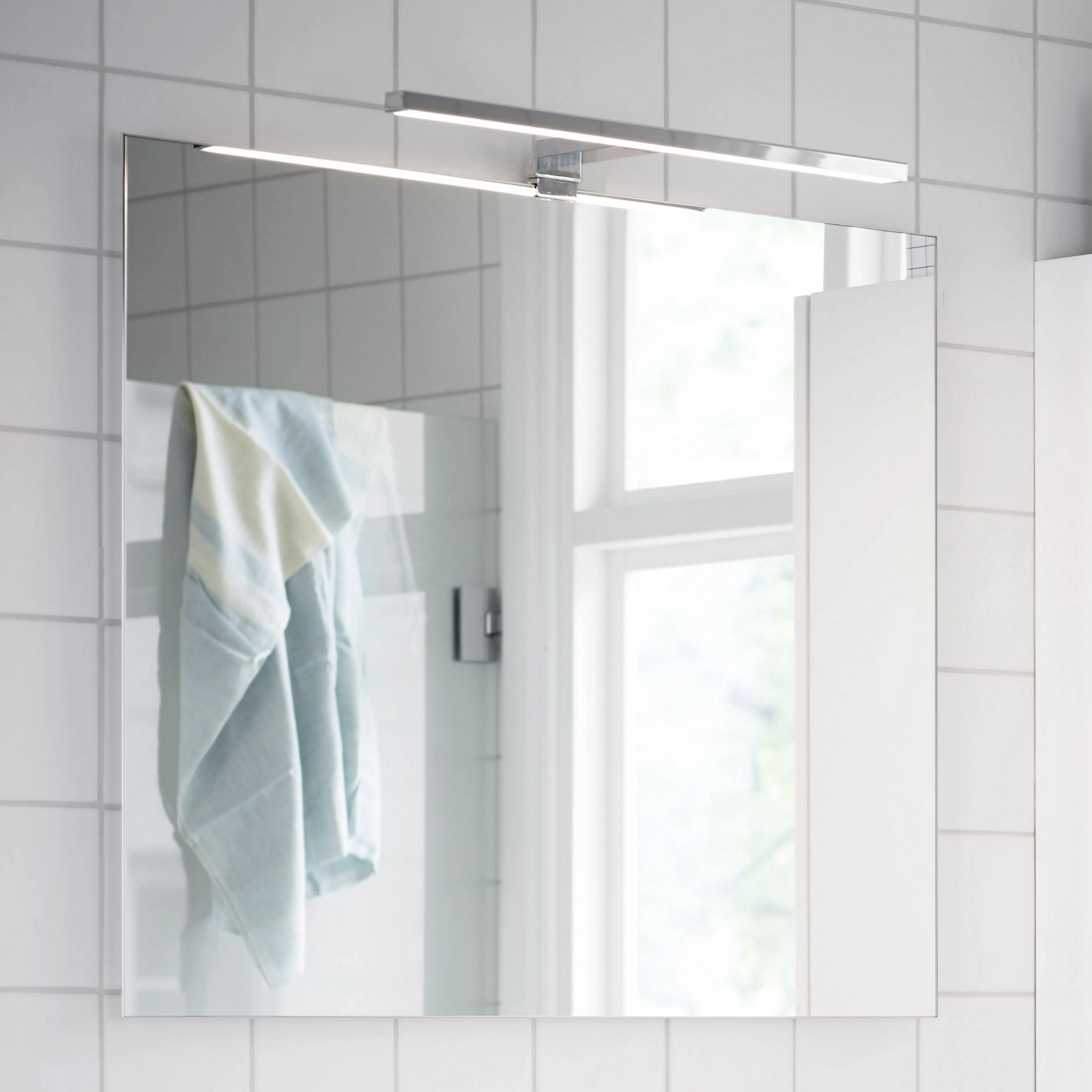 Belysning Vedum Nite LED 550 Krom Bredd: 550 mm, Krom