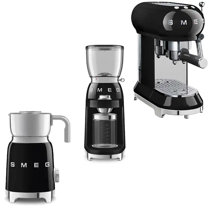 Kaffepaket Smeg Espressobryggare, Kaffekvarn & Mjölkskummare