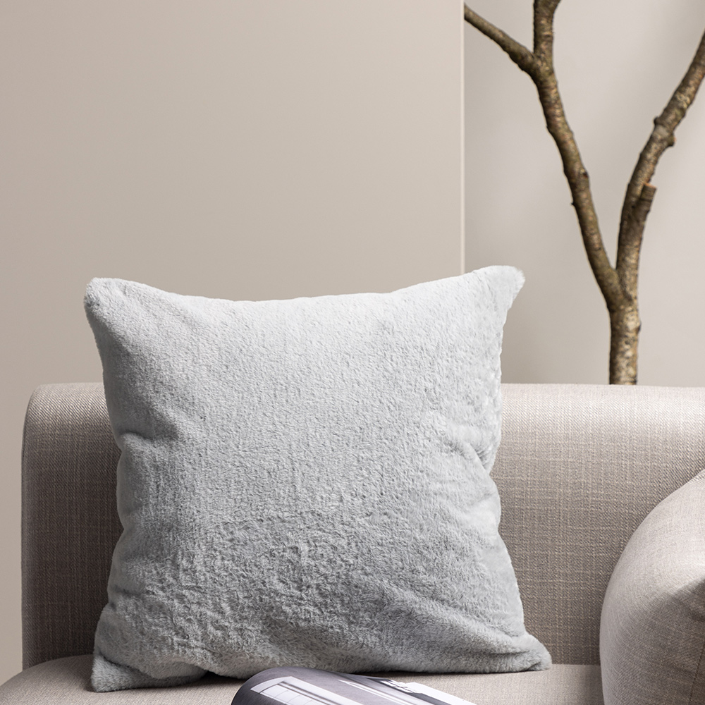 Thea Cushion Cover Rabbit fur/Poly Velvet - Grey Grå