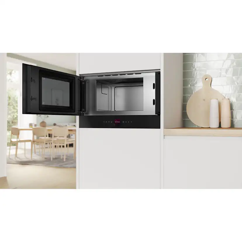 Inbyggnadsmikro Bosch Serie 8 BFL7221