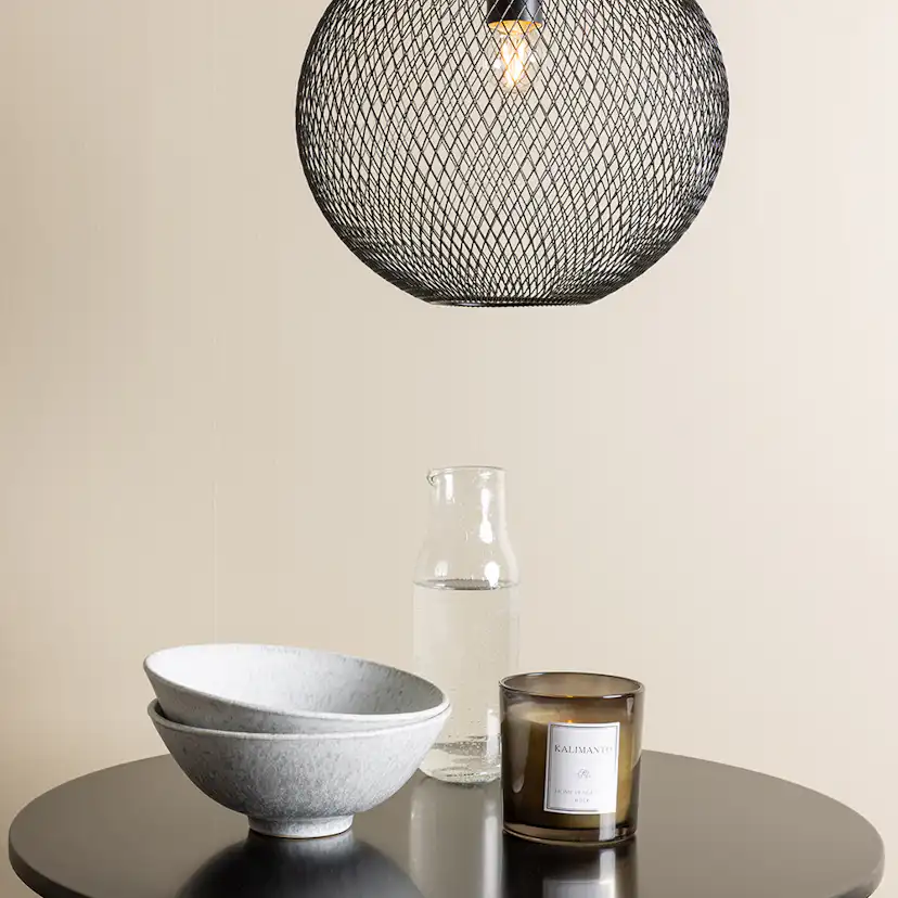 Matgrupp Venture Home Bistro Ø60 cm med 2 st Adesto stolar