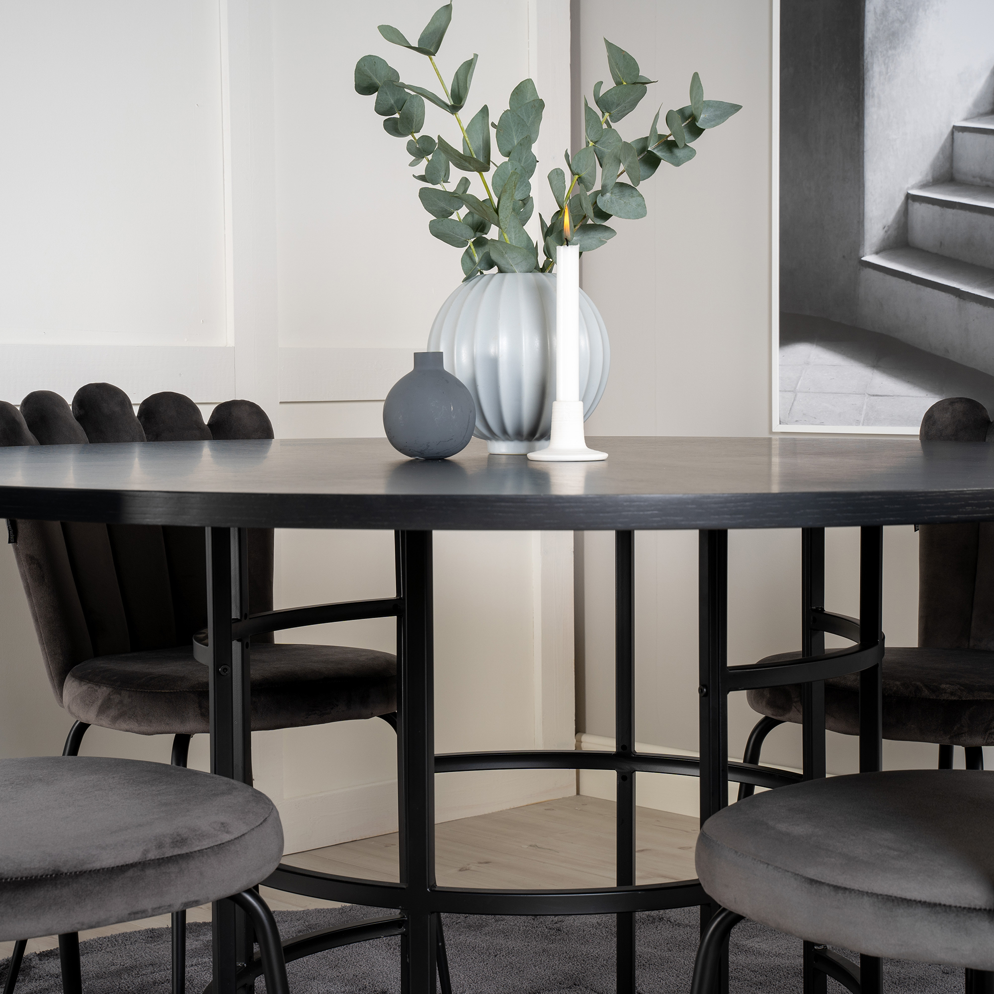 Matgrupp furniture/fashion Copenhagen med 4 Gråa Limhamn Light Stolar