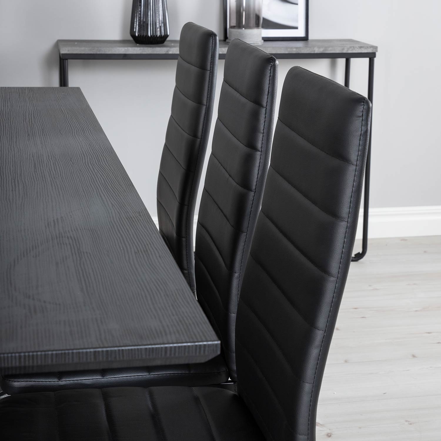 Matgrupp Venture Home Madde med 6 Sly Stolar