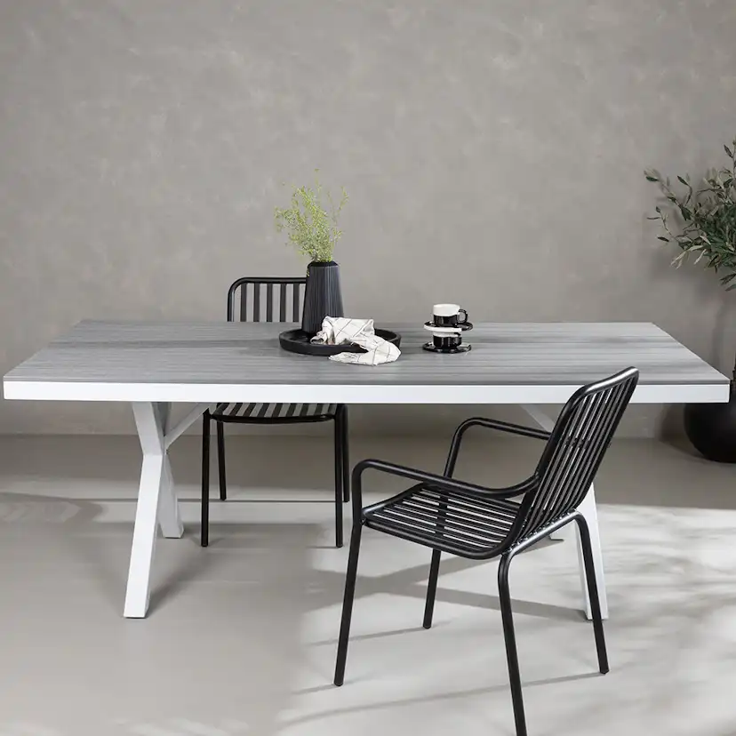 Garcia Diningtable Alumnium - White / Light Grey Aintwood / Grå