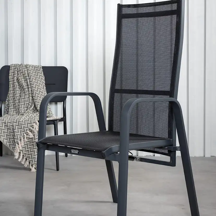 Matgrupp Venture Home Zurc med 4 Curz Matstolar