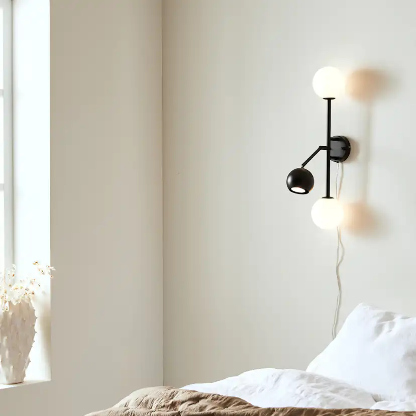 Vägglampa Markslöjd Beside 3L