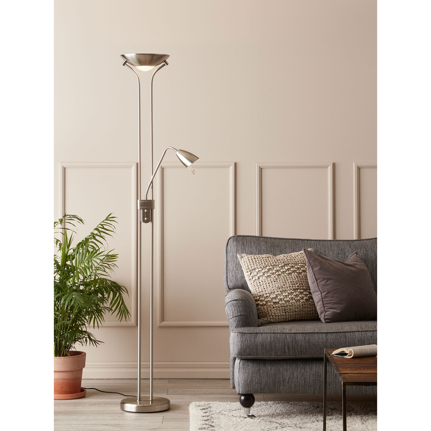 Golvlampa Markslöjd Detroit