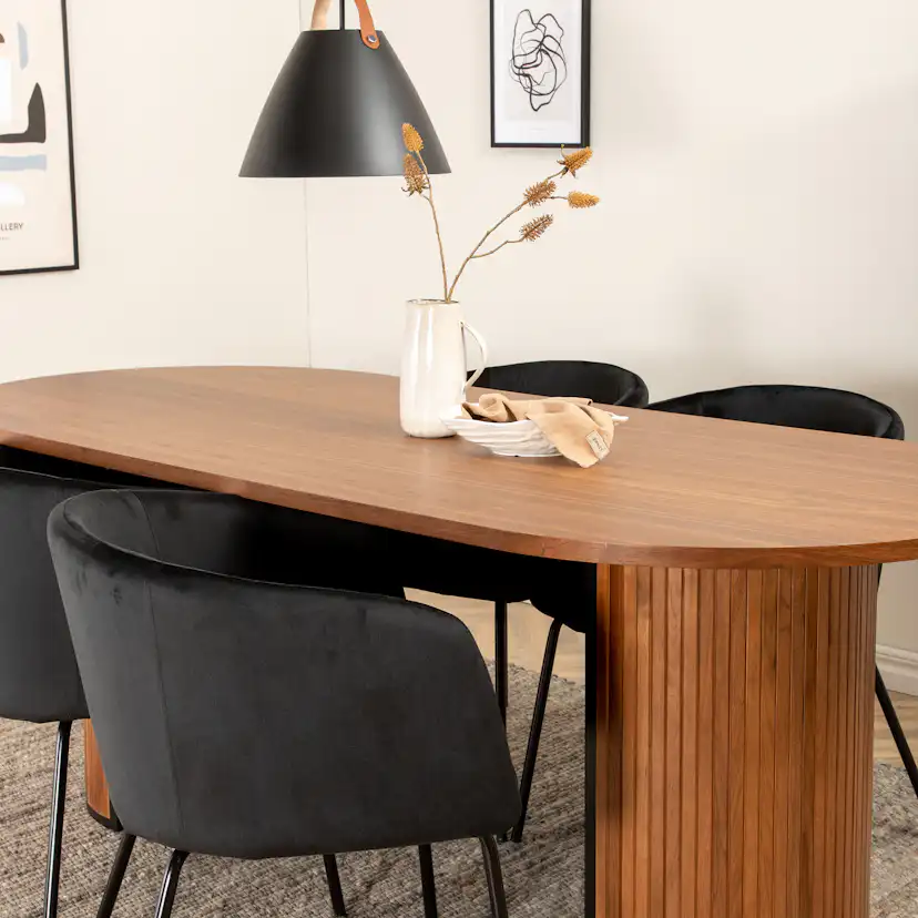 Matgrupp Venture Home Bianca Valnöt med 4 Bergen Stolar