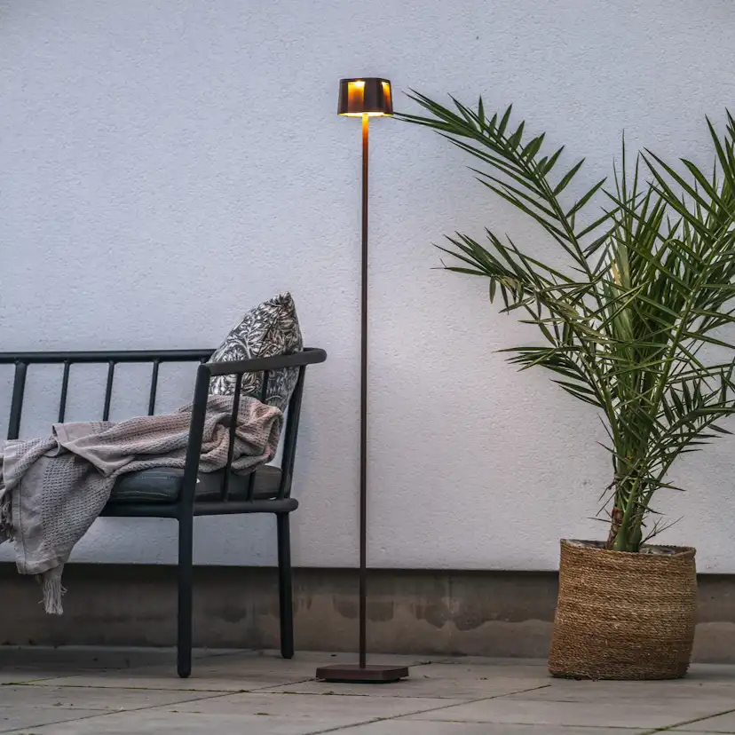 Golvlampa Gnosjö Konstsmide Nice USB