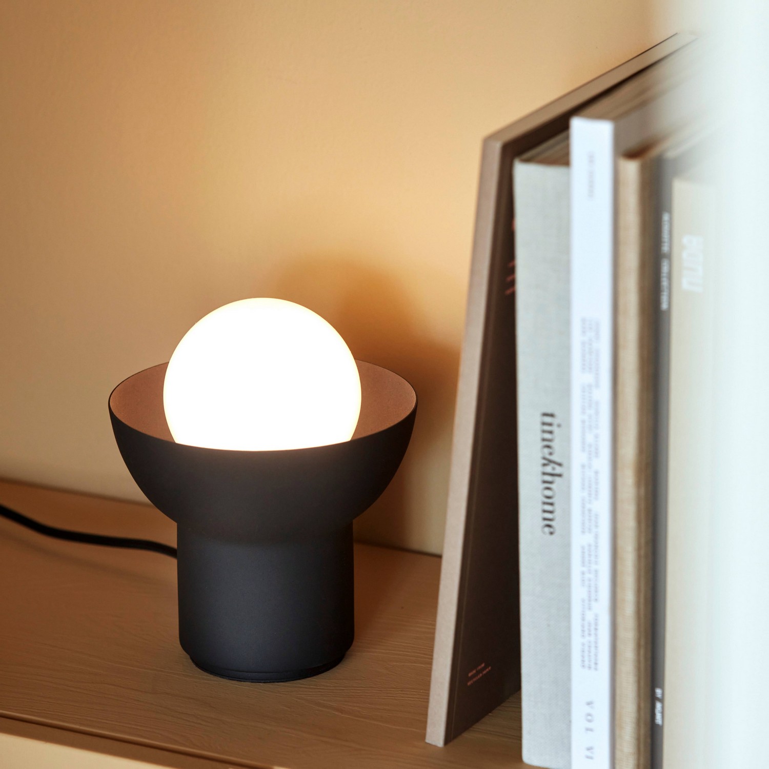 Bordslampa CO Bankeryd Up