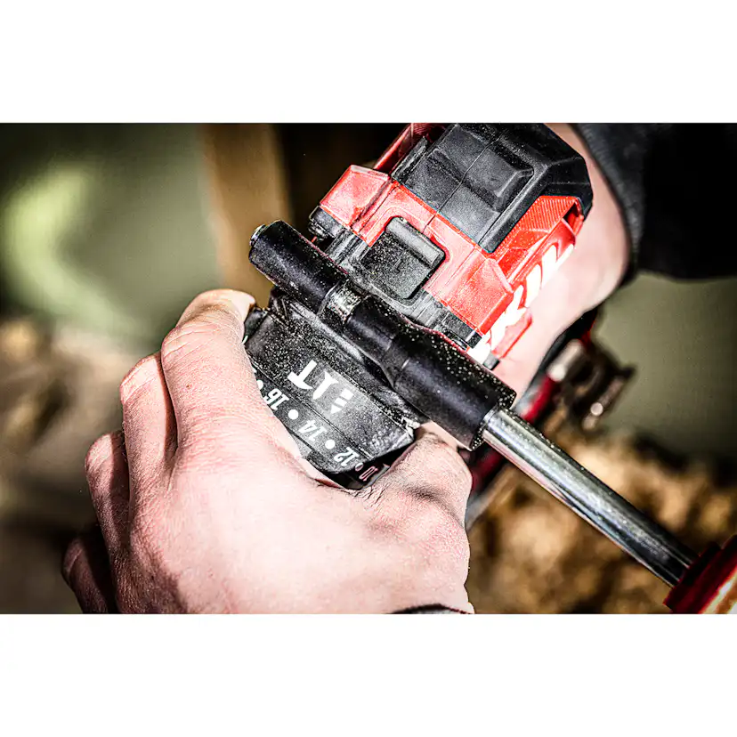 Slagborr/skruvdragare SKIL 3085 CA Kolborstfri Batteridriven