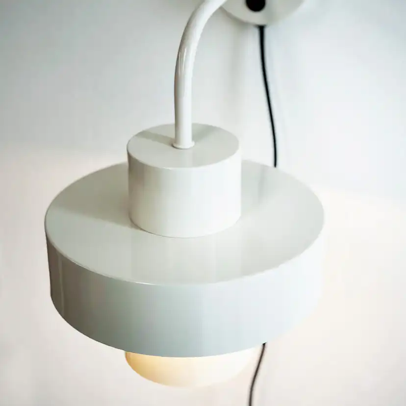 Vägglampa Dyberg Larsen Stoke